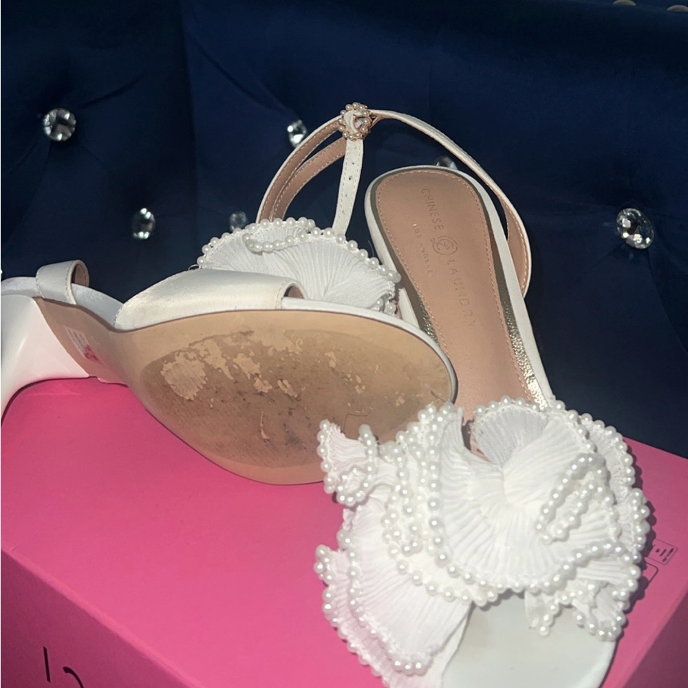 Chinese Laundry White Pearl Embellished Heels - Picture 3 of 4